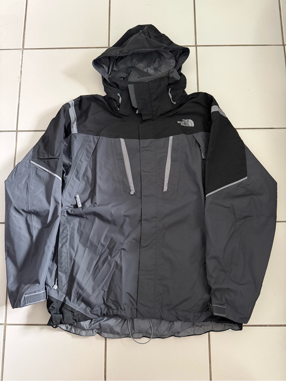 The North Face Men’s Hooded Rain Jacket - Black & Gray